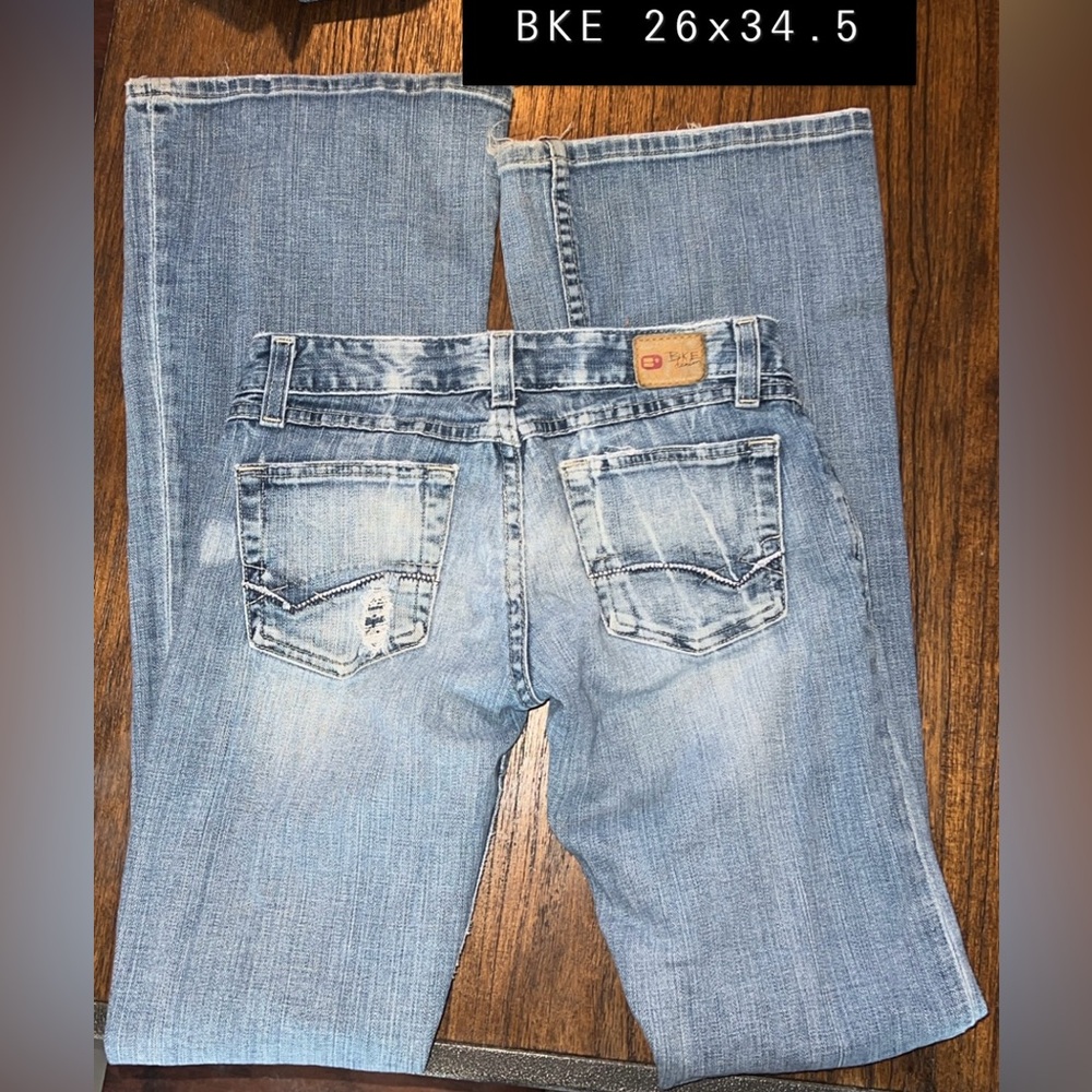 Women’s Buckle Jeans
